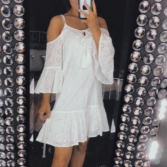 Elan | Dresses | White Elan Dress 